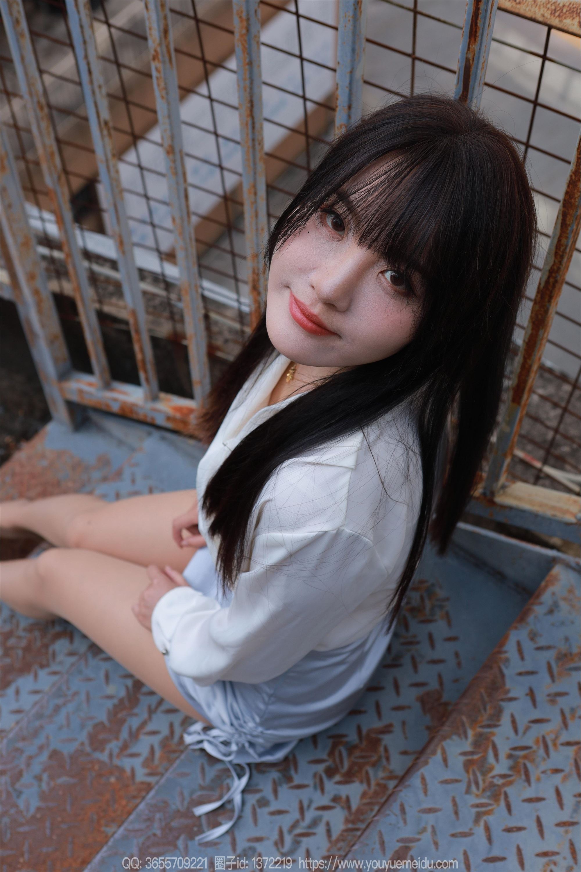 IESS异思趣向  2024.11.08 丝享家 1893 婉萍《蓝色短裙（上）》